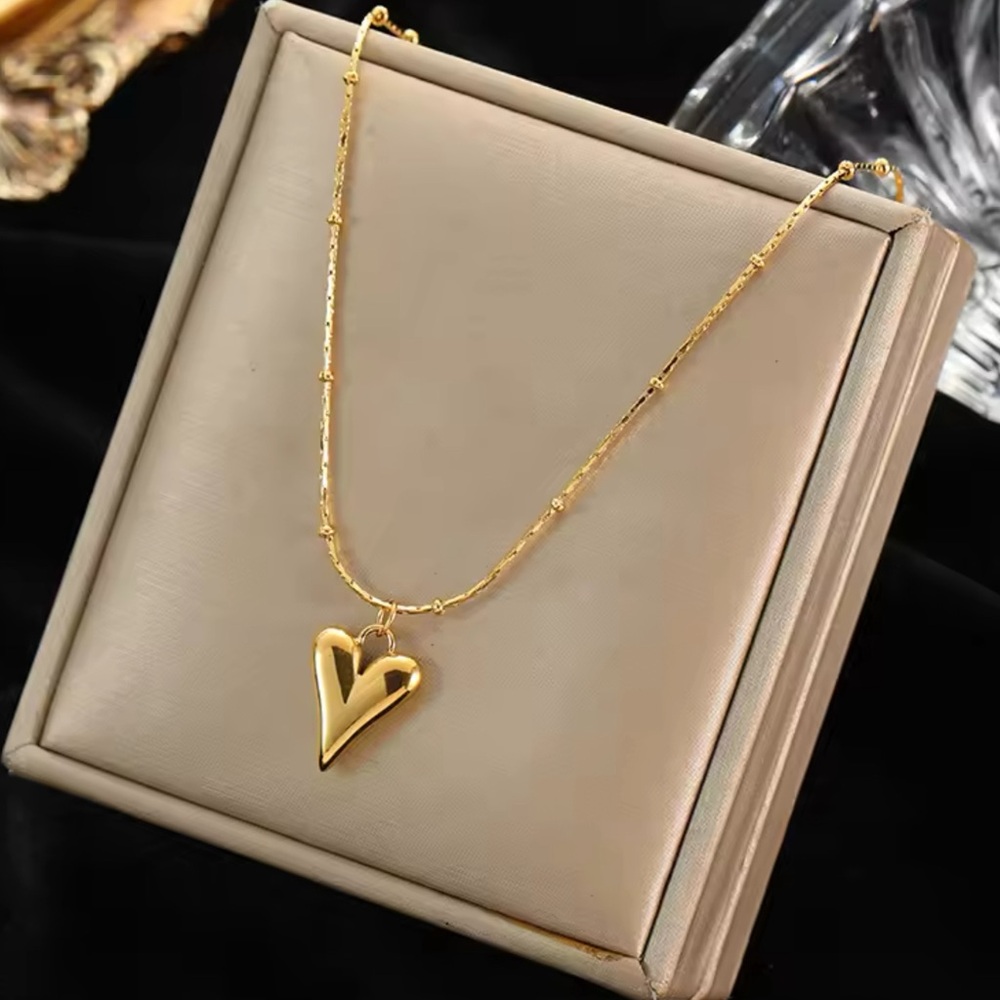 Heart Pendant Necklace